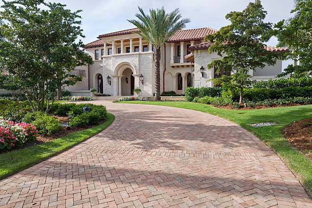 Best Custom Driveway Design and Paving in Leander, TX